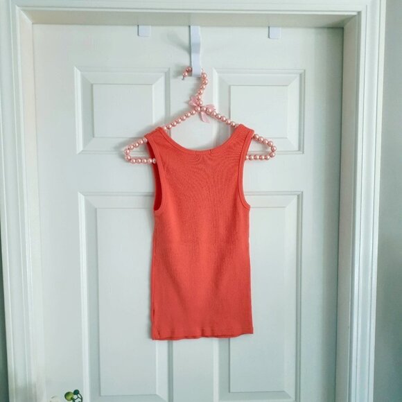 "Handpicked for you!" Bundle x3 - Gap cotton t-shirt & Old Navy tank tops - Picture 8 of 11